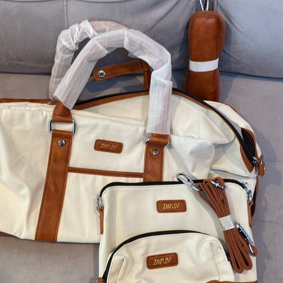 IBFUN 3 Pc Weekender Bag Set - Picture 6 of 9